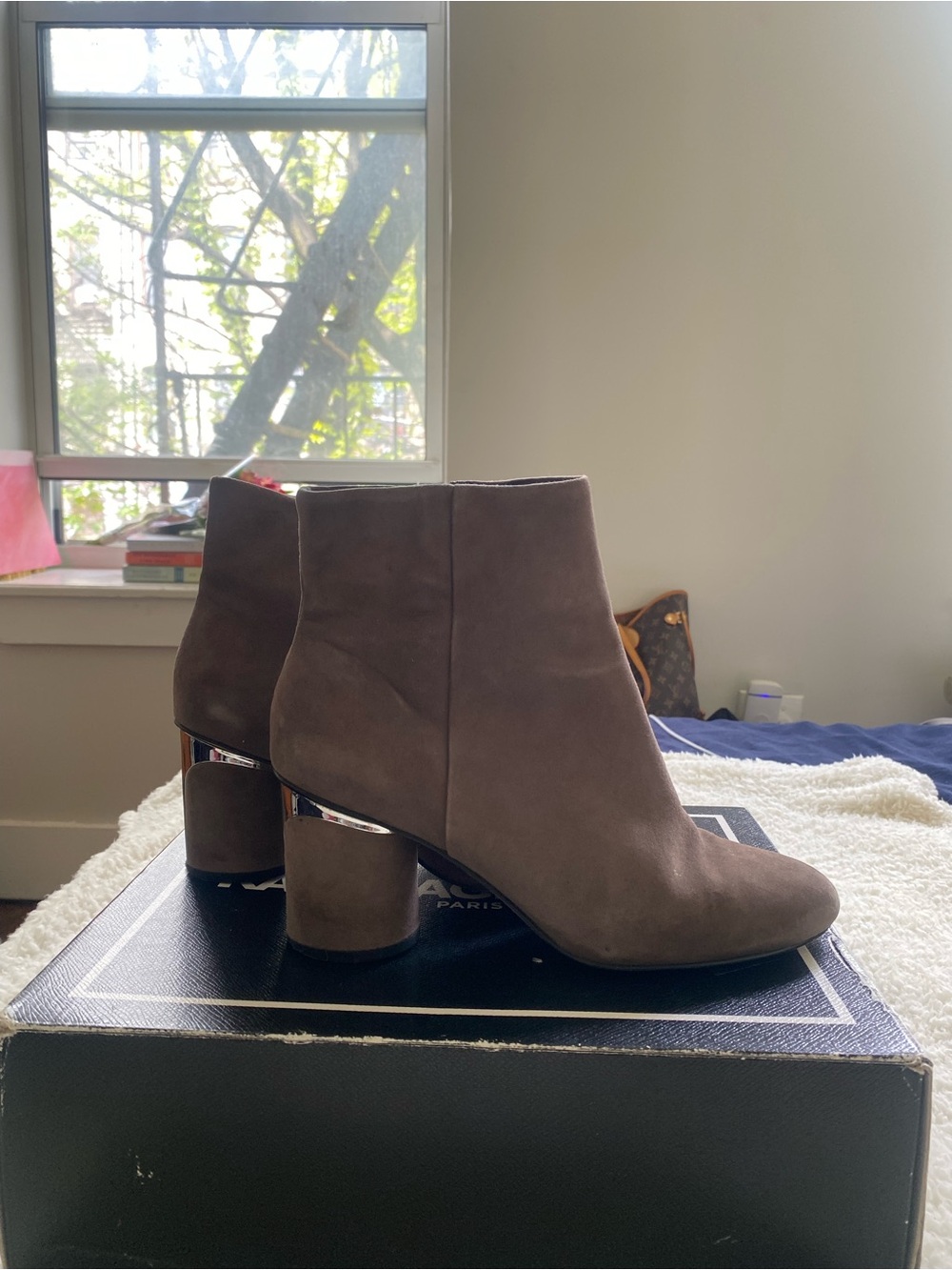 Karl Lagerfeld Paris Fiona Greige Suede Ankle Boots 8.5 | Block Heel Booties